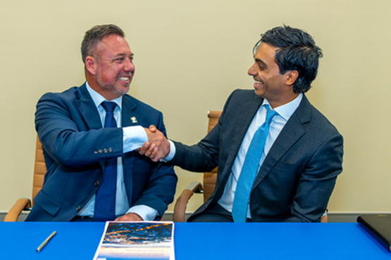 TCC and Solquartz owners Quinbrook have signed a Memorandum of Understanding to progress the Northern Quartz Campus at Lansdown Eco-Industrial Precinct.