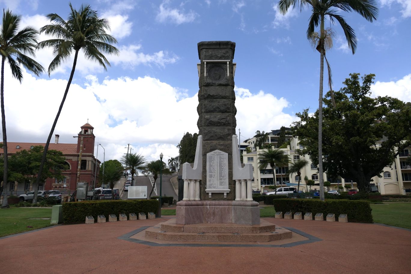 The Townsville Cenotaph has received new bollard lighting as part of the Honouring Our Veterans grant