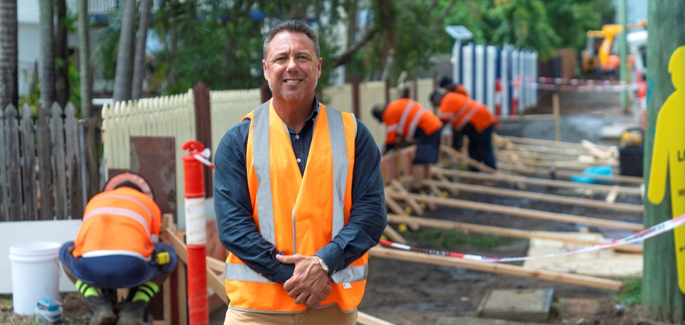 Mayor Nick Dametto at Hugh & Gulliver streets work site