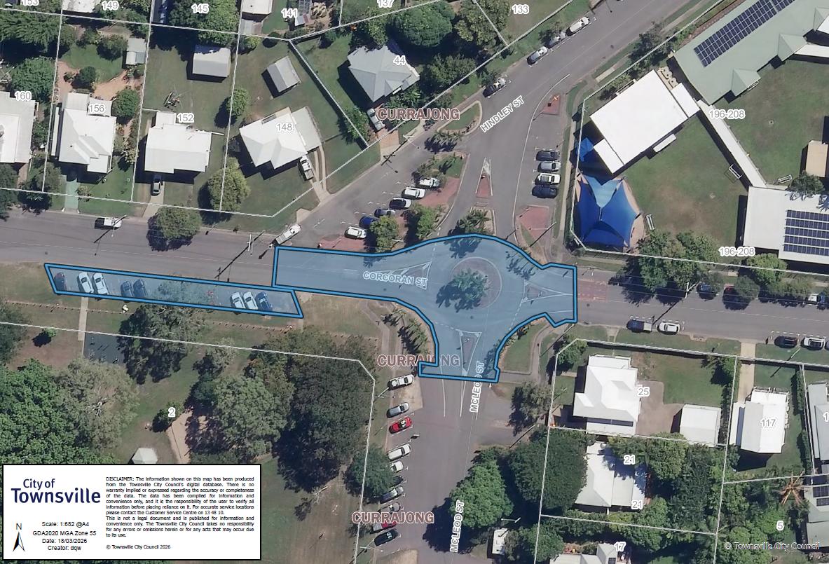 Map of Corcoran Street Roundabout, Currajong with roundabout and parking bays highlighted