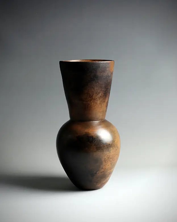 Stephanie Henricks, Vestige