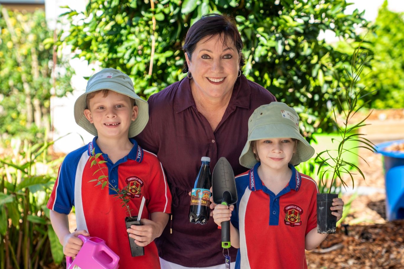Townsville South State School Year 2 students Daxzen and Luca with Cr Ann-Maree Greaney.