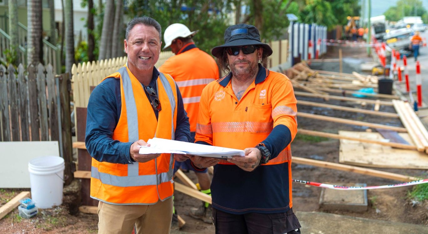 Mayor Nick Dametto has welcomed the resumption of active transport works along Gulliver and Hugh streets.
