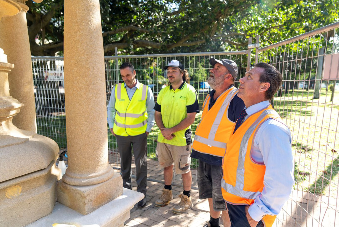 Adam Baillie MP and Mayor Nick Dametto pictured with NSW-based stonemasonry specialists from RJC Group.