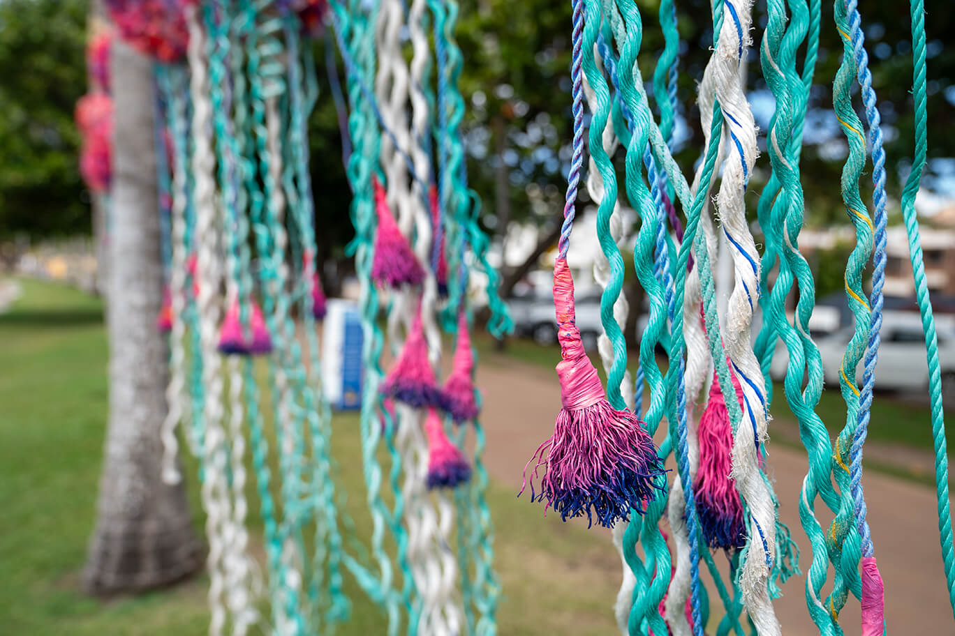 Jellyfish-like creatures made of reclaimed marine debris