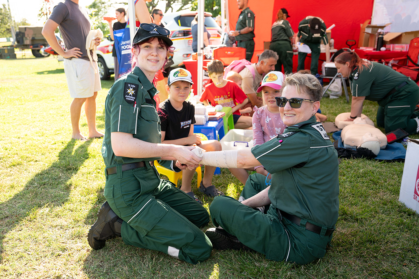Abel & Meika Jordan with St Johns Ambos Jasmine & Daniela McMahon