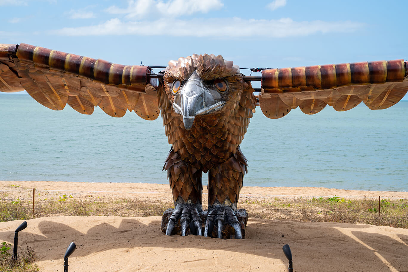 Giant eagle made of steel, fibreglass, and stainless steel