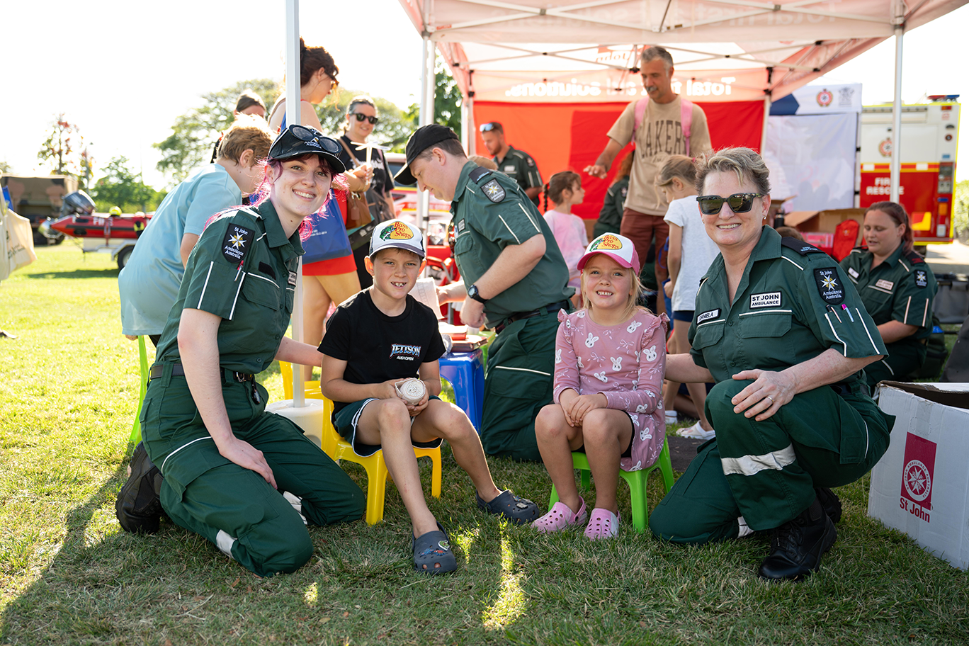 Abel & Meika Jordan with St Johns Ambos Jasmine & Daniela McMahon