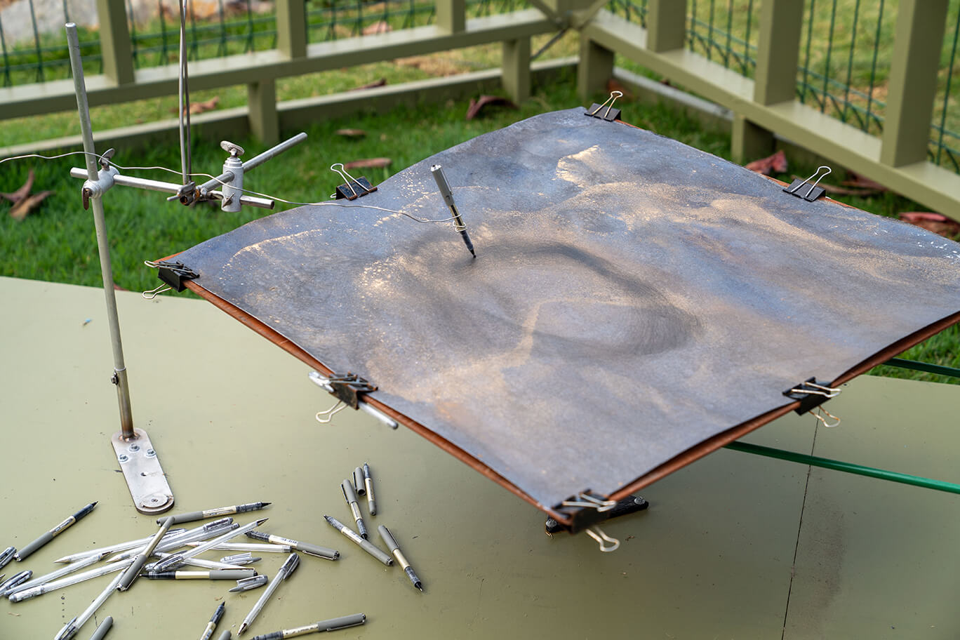 Wind-driven pen making a drawing