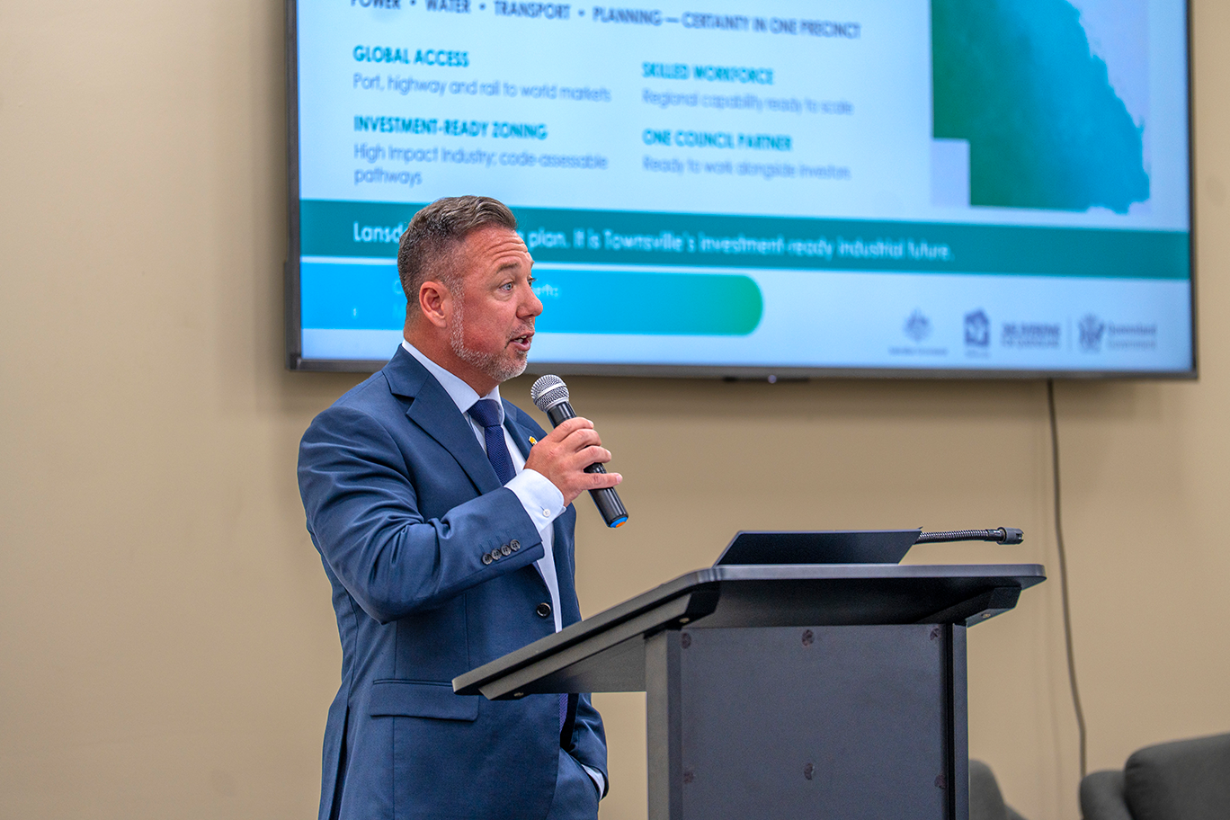 Mayor Nick Dametto at the Lansdown Investor Forum