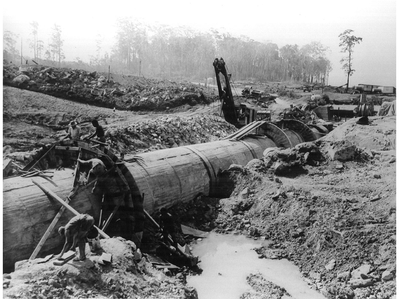 Paluma Dam - Construction of outlet tunnel (1958)