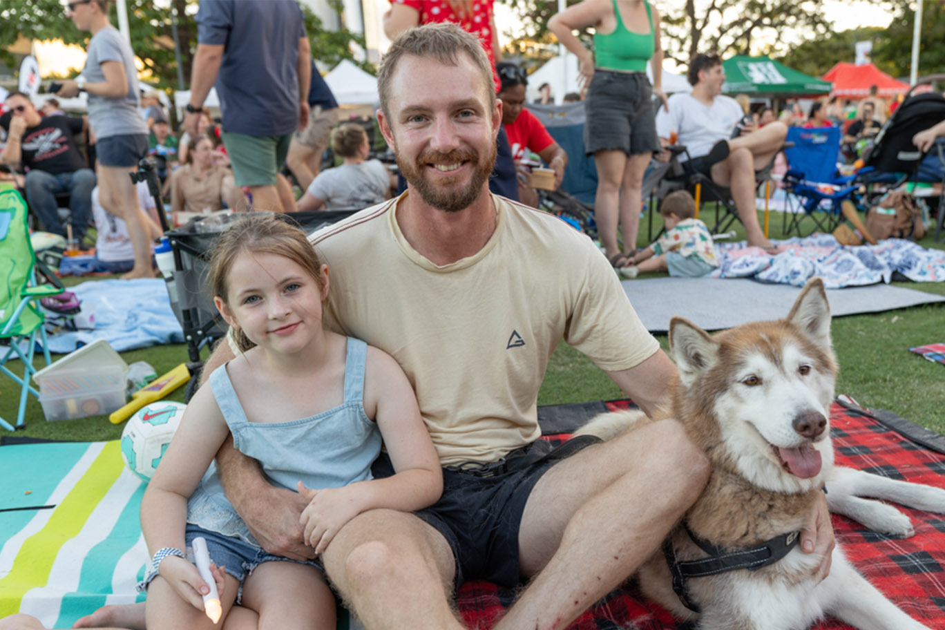 Juiliet Boden, Daniel Boden, Max dog