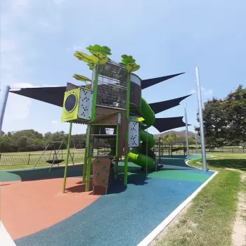 Riverside Green Play Equipment