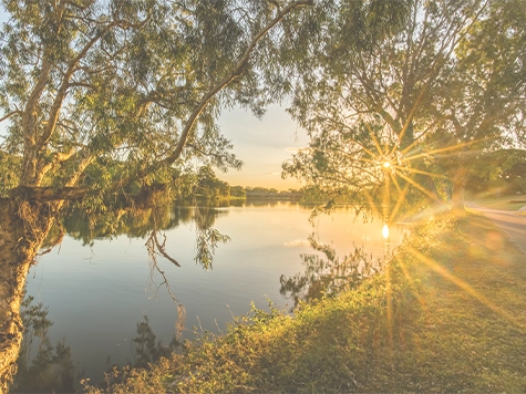Soft lighting over Ross River