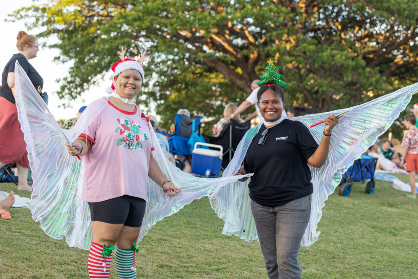 Alicia Phipps, Natasha Howard