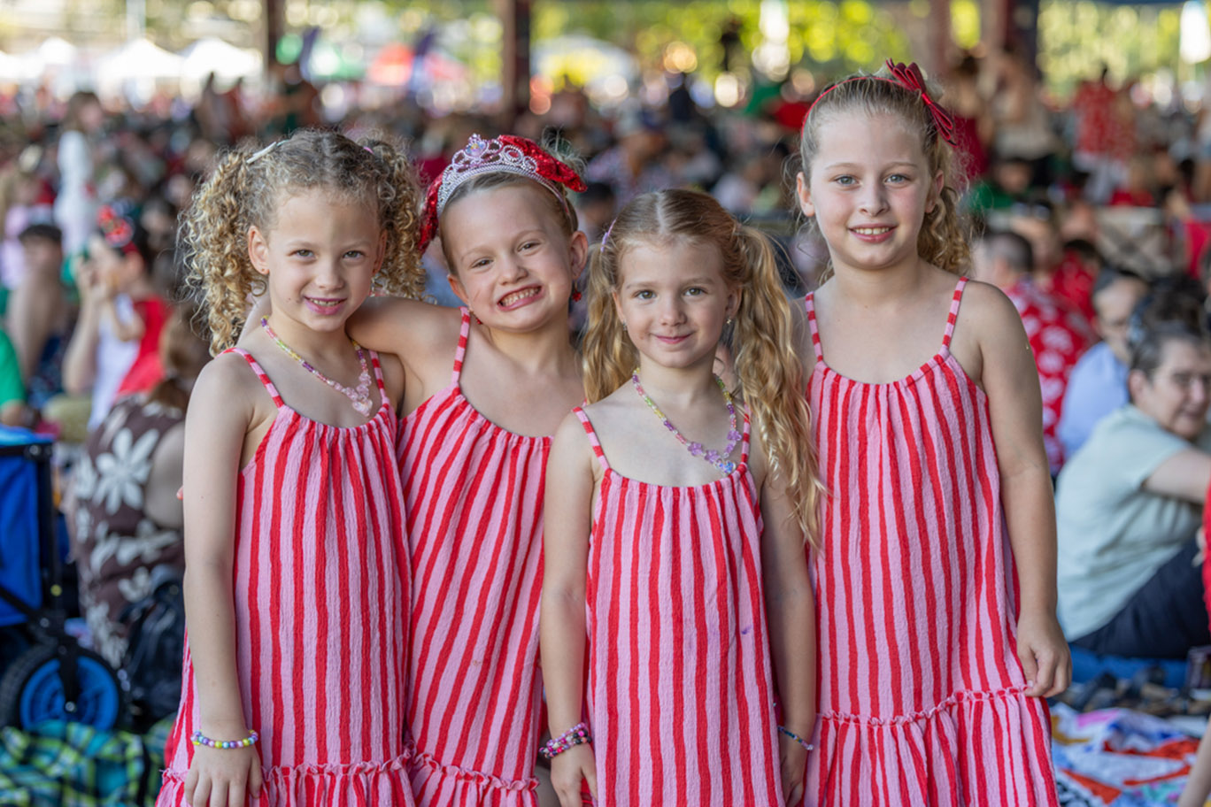Isabella MacDonald, Matilda Weatherstone, Charlotte MacDonald, Mackenzie Bahr