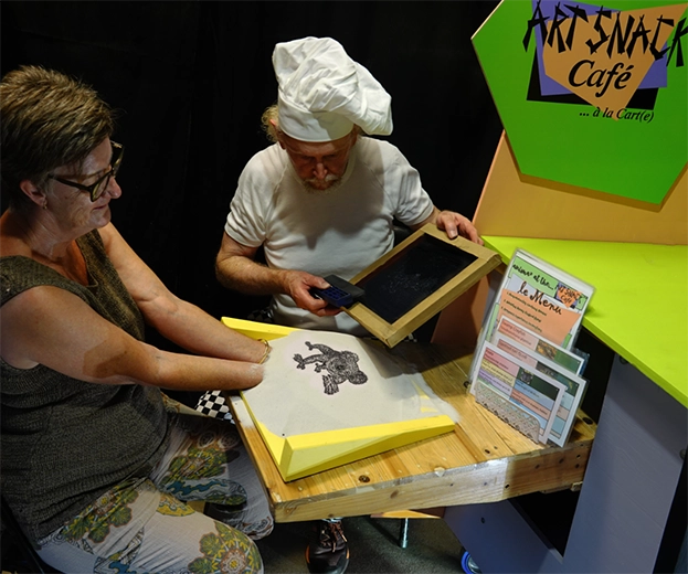 Alan Tulloch, Art Snack Café - à la Cart(e), 2025
