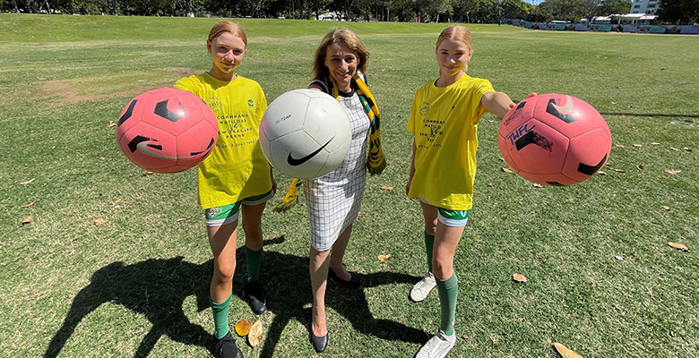  Mayor Jenny Hill with local football juniors Milla and Sophie Hannay 