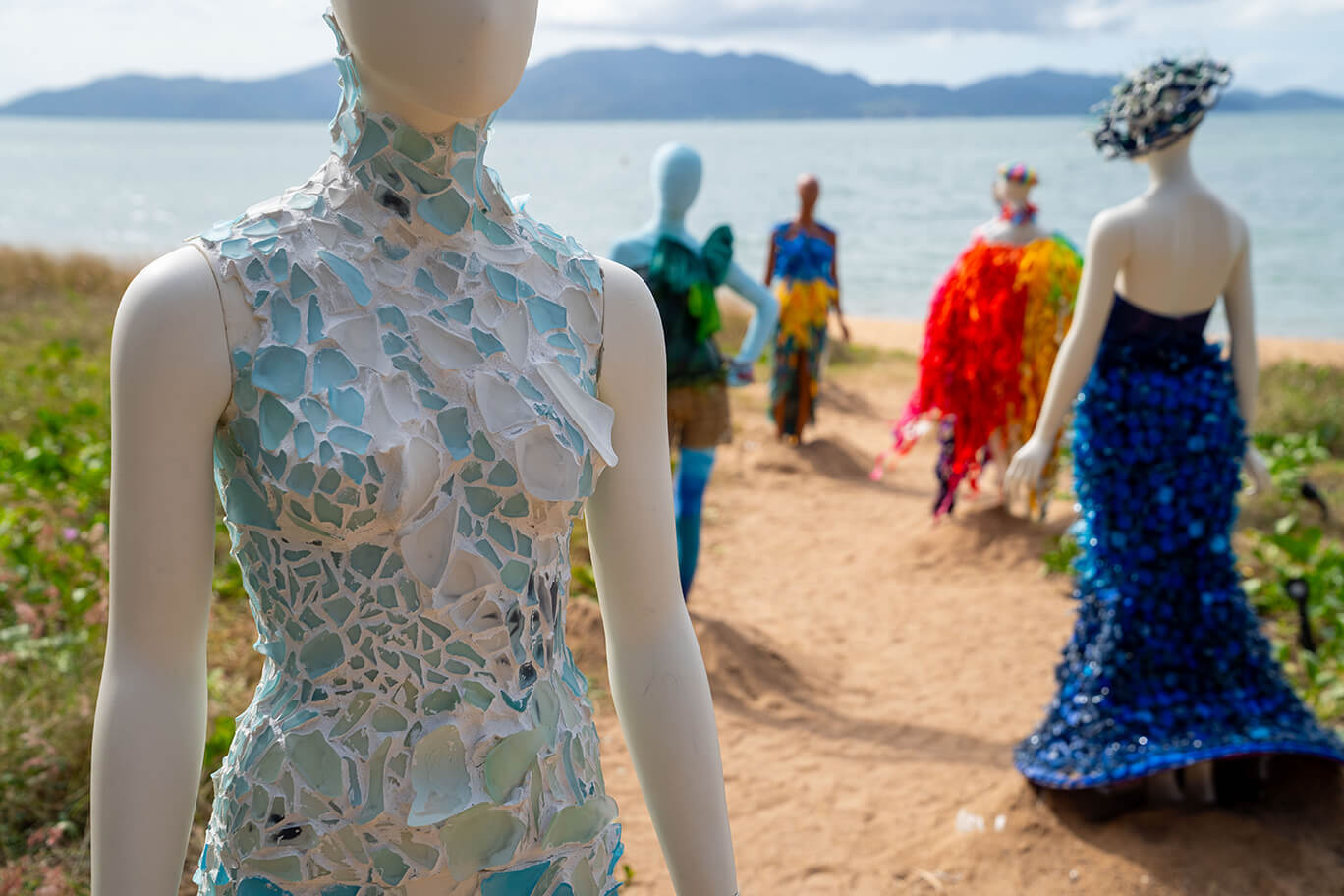 Manniquins with colourful dress designs