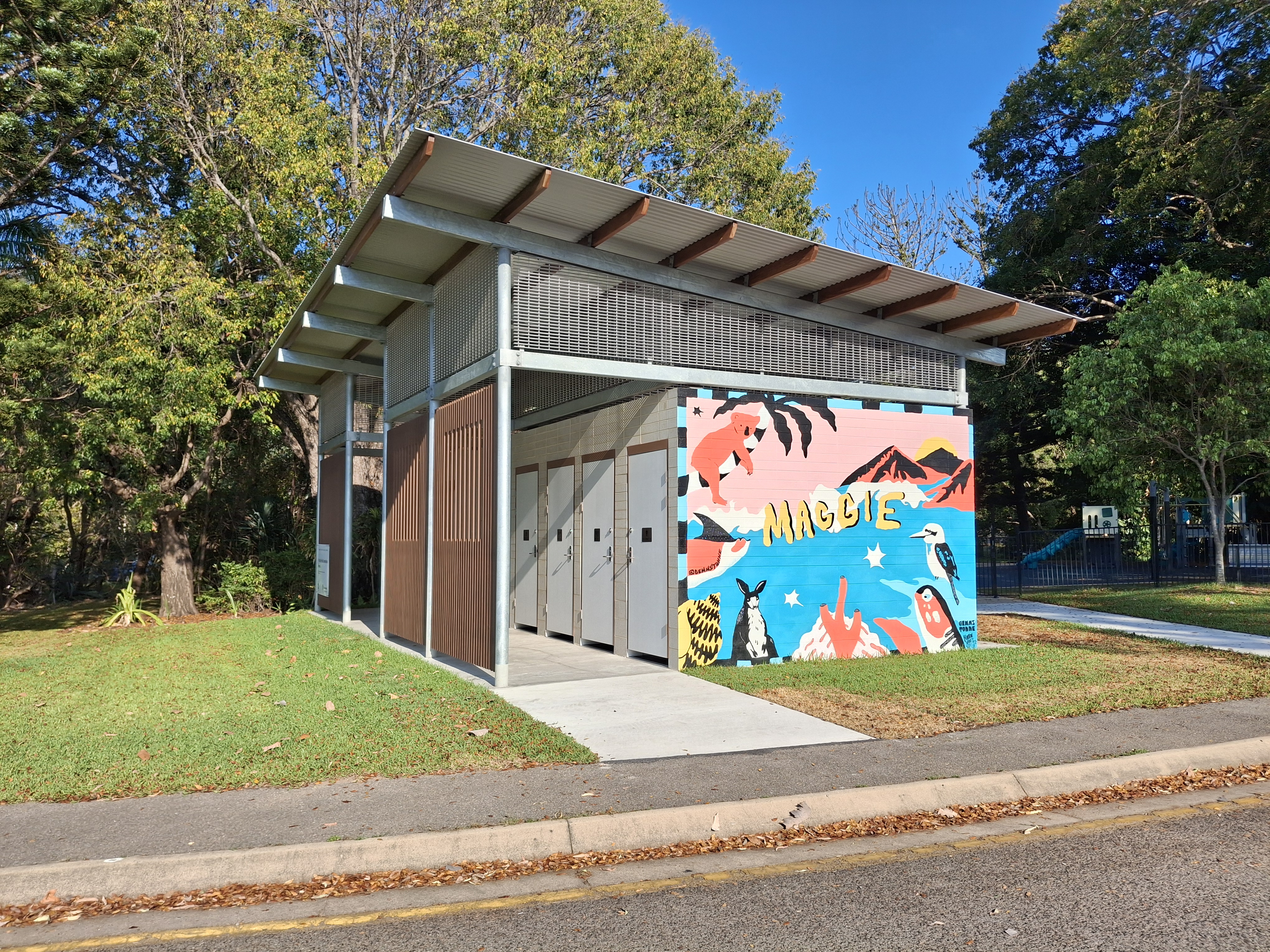 Completed amenities block at Picnic Bay