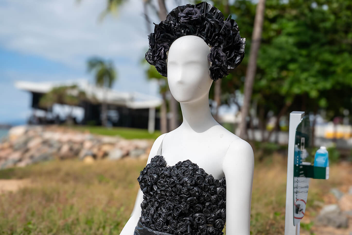 Manniquins with colourful dress designs