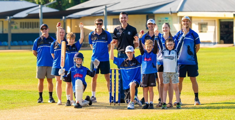 Councillor Liam Mooney and members of the Western Suburbs Cricket Club.